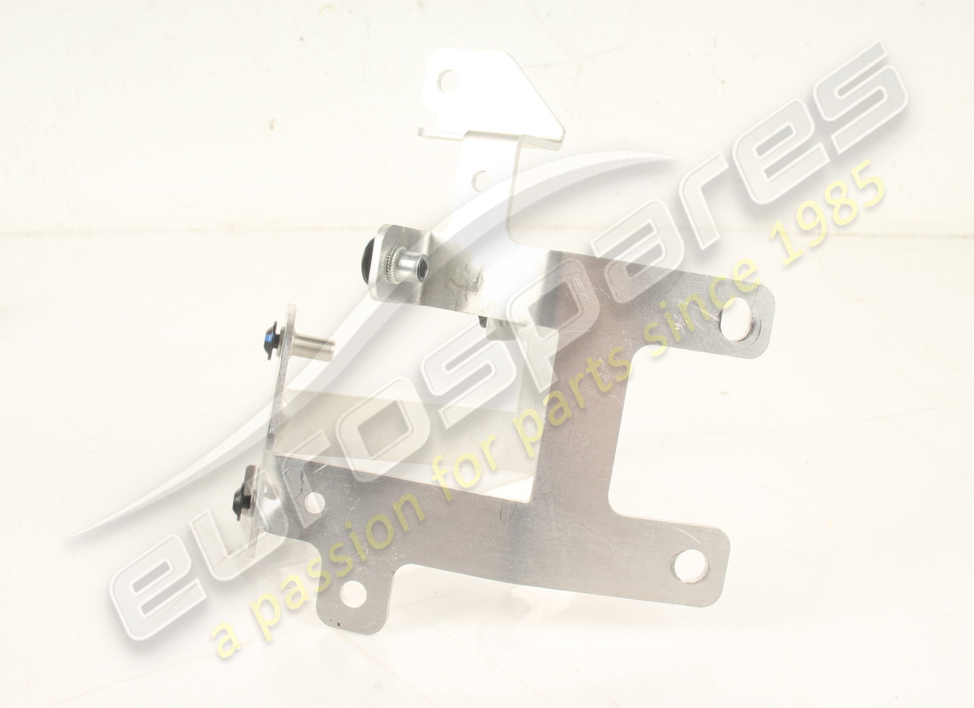 USED FERRARI STAFFA PASS START + CENTR MA. PART NUMBER 778365 (3) used ferrari staffa pass start + centr ma. part number 778365 (3)