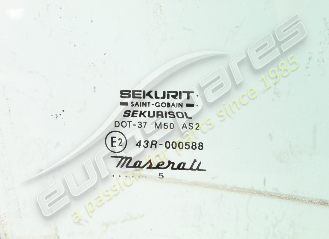 usado maserati vidrio de ventana de puerta delantera derecha. número de pieza 377700330 (2)