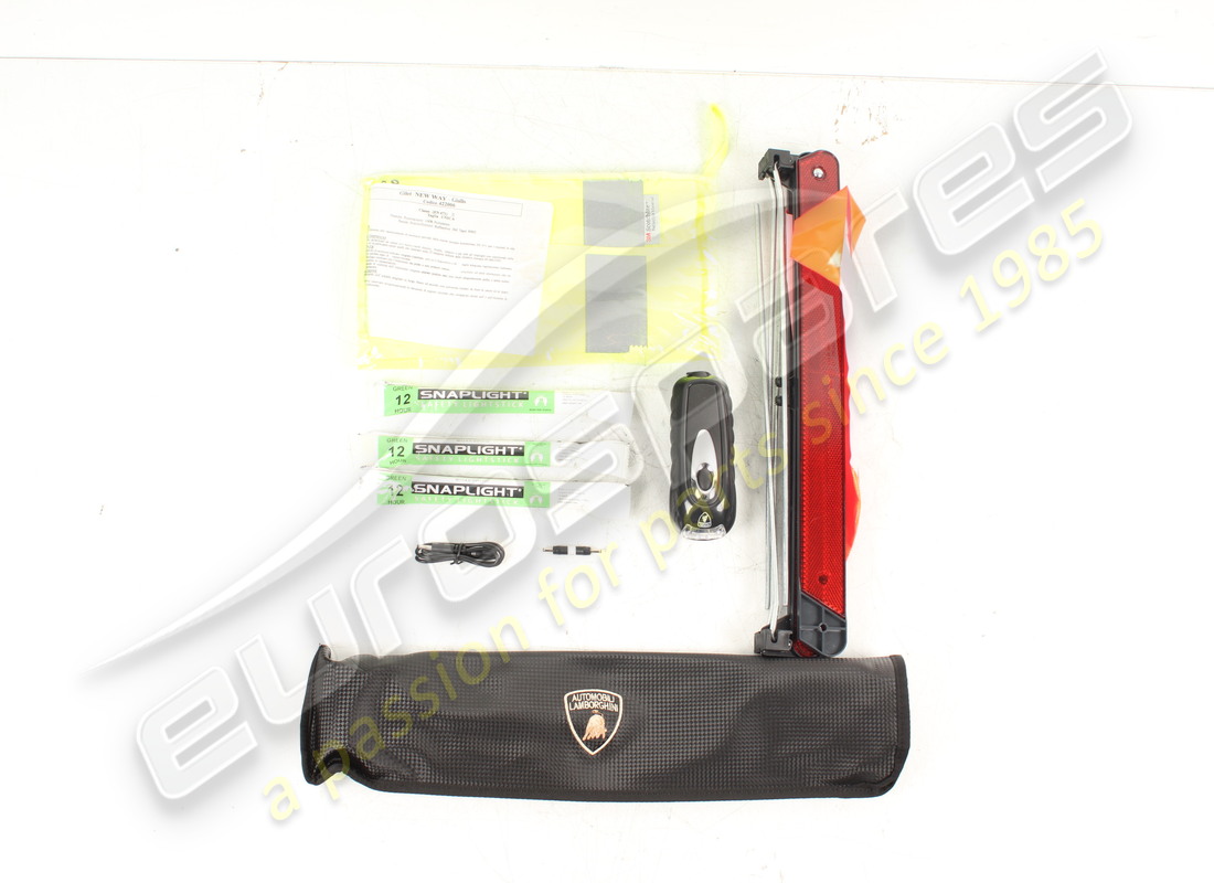 botiquín de primeros auxilios lamborghini usado (incompleto como se muestra en las fotos). número de parte or1400561 (3)