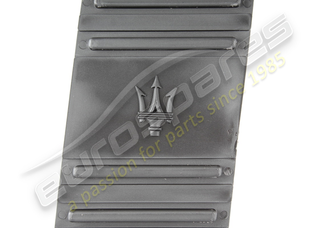 nuevo maserati reposapiés de plástico para conductor lhd número de pieza 673000076 (2)