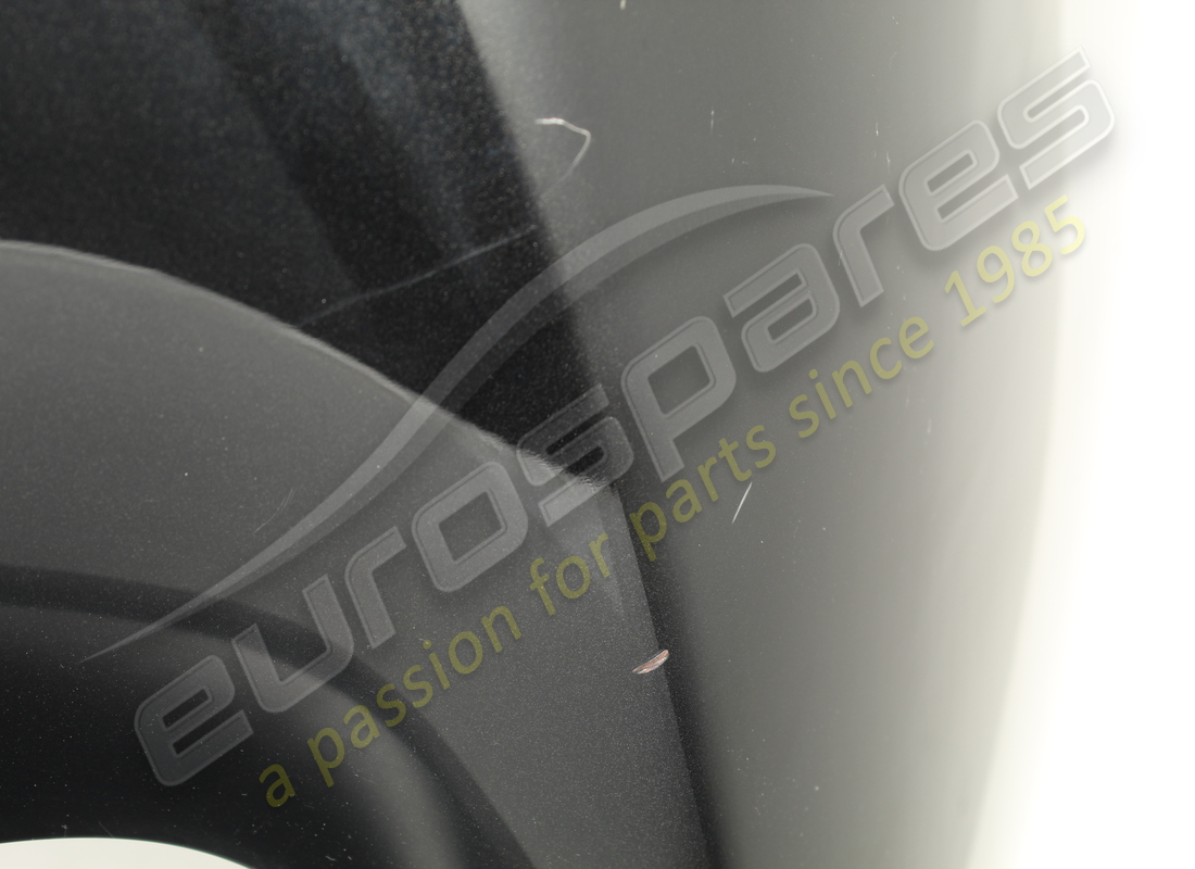 parachoques trasero ferrari usado. número de parte 985837879 (6)