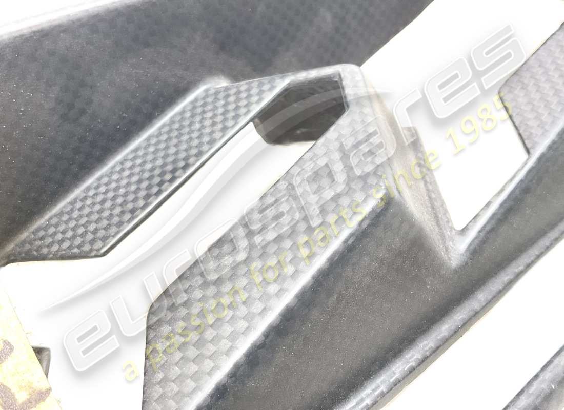 nuevo eurospares lamborghini murcielago entorno de respaldo de carbono de la luz trasera derecha. número de parte eap1447585 (3)
