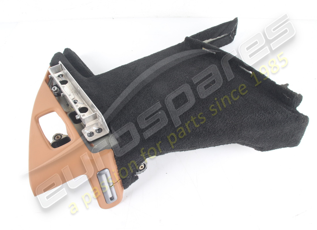 EMBELLECEDOR DEL MALETERO LATERAL DERECHO Ferrari USADO. NÚMERO DE PARTE 87070800 (1)