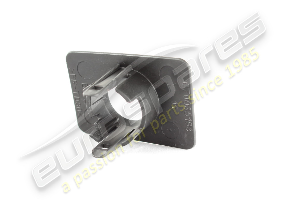 nueva carcasa del sensor trasero maserati. número de parte 670035193 (2)