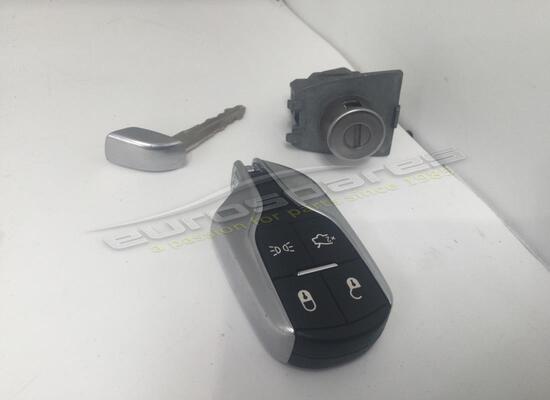 usado maserati control remoto (ue y resto del mundo) número de pieza 670061894