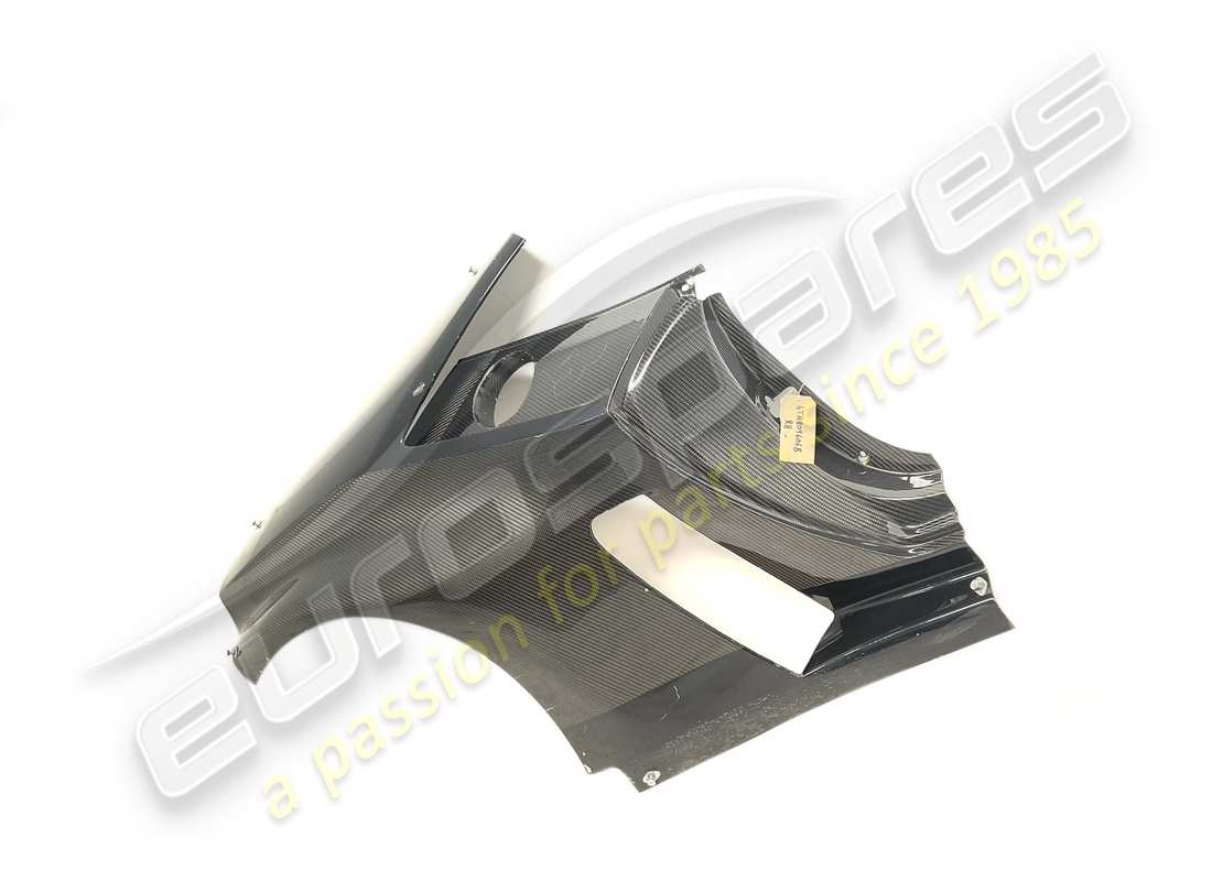 guardabarros trasero derecho lamborghini usado. número de parte 4ta809606b (2)