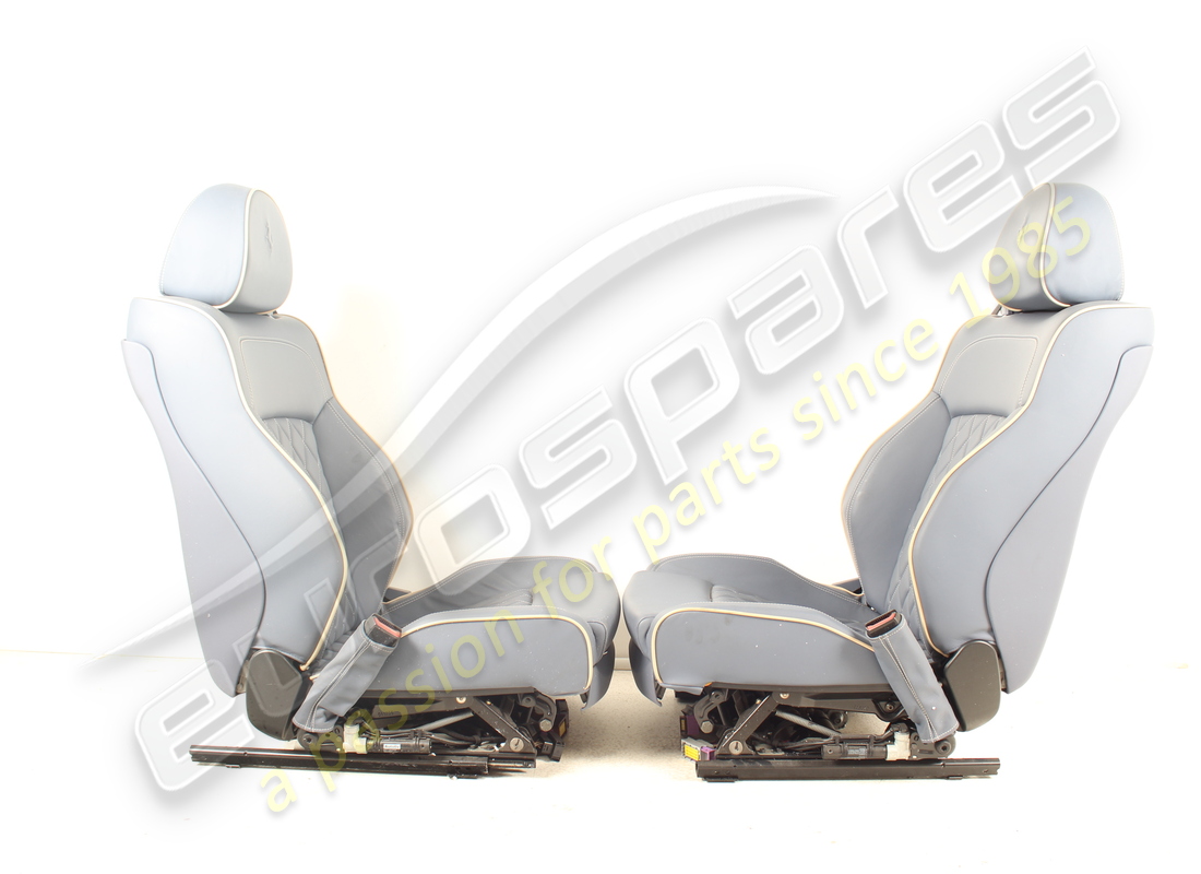 JUEGO DE ASIENTOS USADO FERRARI. NÚMERO DE PIEZA EAP1490262 (3) juego de asientos usado ferrari. número de pieza eap1490262 (3)