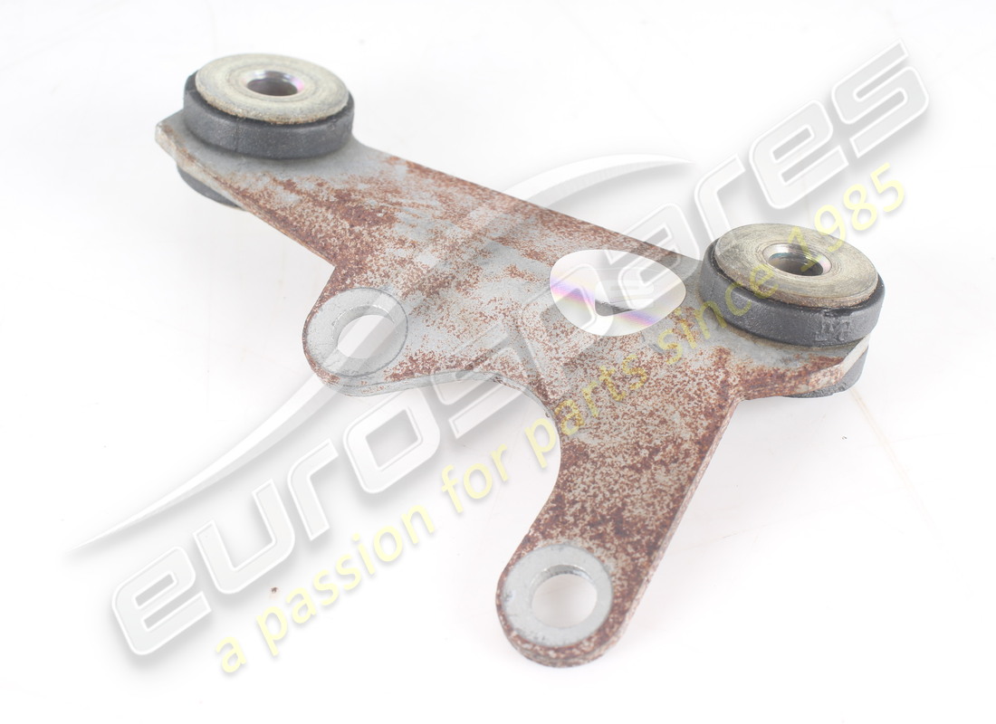 SOPORTE DERECHO Ferrari USADO. NÚMERO DE PARTE 257257 (1)