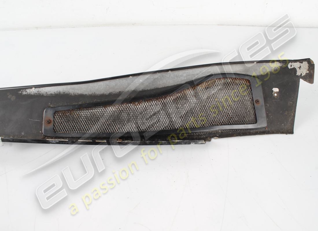 moldura exterior izquierda usada ferrari para gb/aus. número de pieza 65241900 (3)