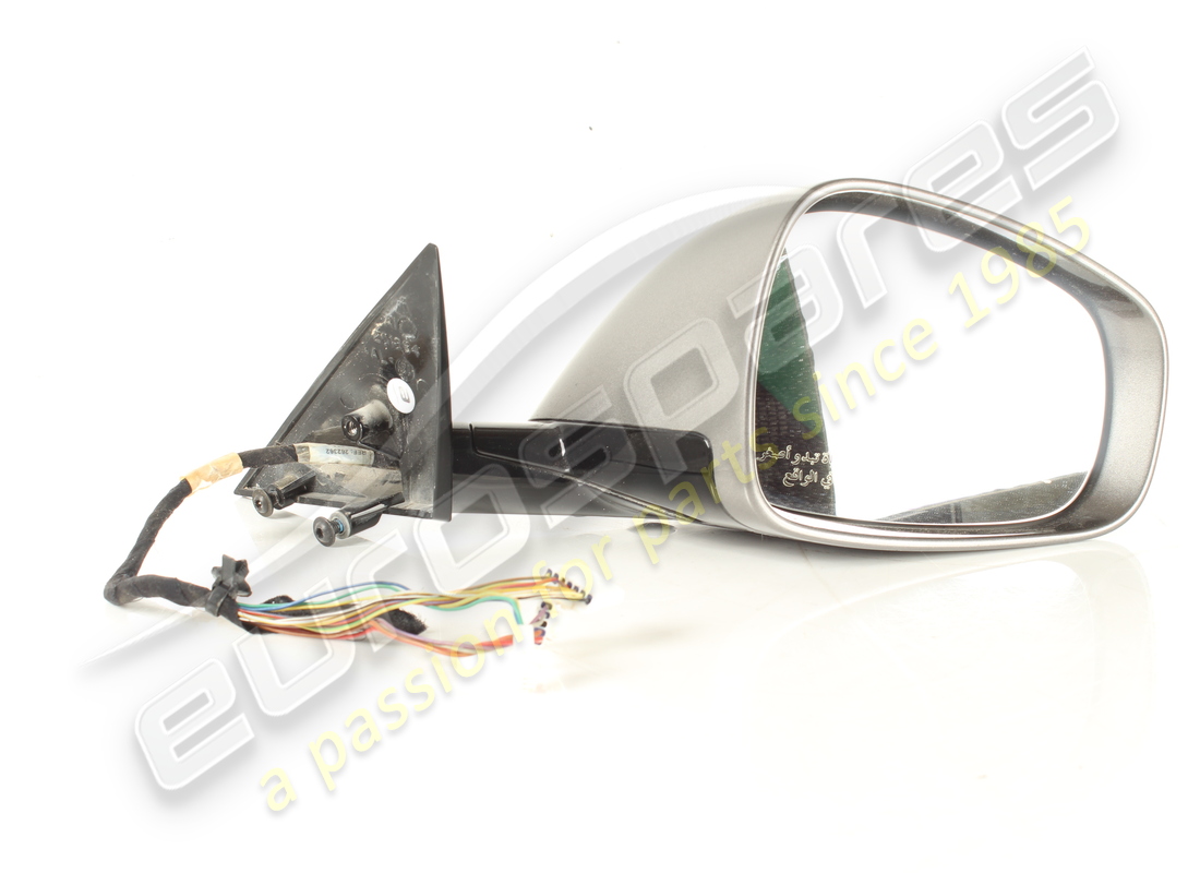 ESPEJO RETROVISOR EXTERNO DERECHO Ferrari USADO. NÚMERO DE PARTE 82200510 (1)