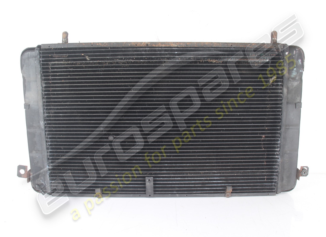 used maserati water radiator,4p. part number 374000100 (5)