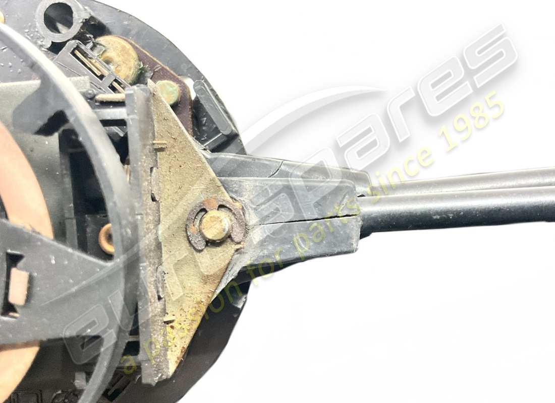 interruptor de columna ferrari dañado. número de parte 61838400 (3)