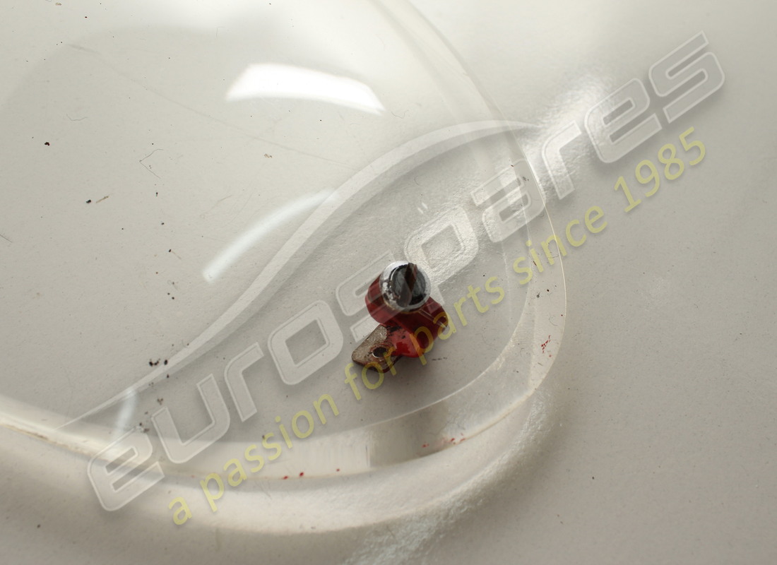 PAR DE LENTES DE FARO DELANTERO DINO EUROSPARES FERRARI 246 USADOS. NÚMERO DE PARTE EAP1447652 (2) par de lentes de faro delantero dino eurospares ferrari 246 usados. número de parte eap1447652 (2)