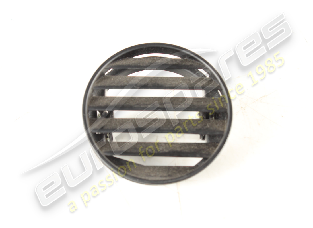 used maserati rh defroster grill. part number 66935600 (3)