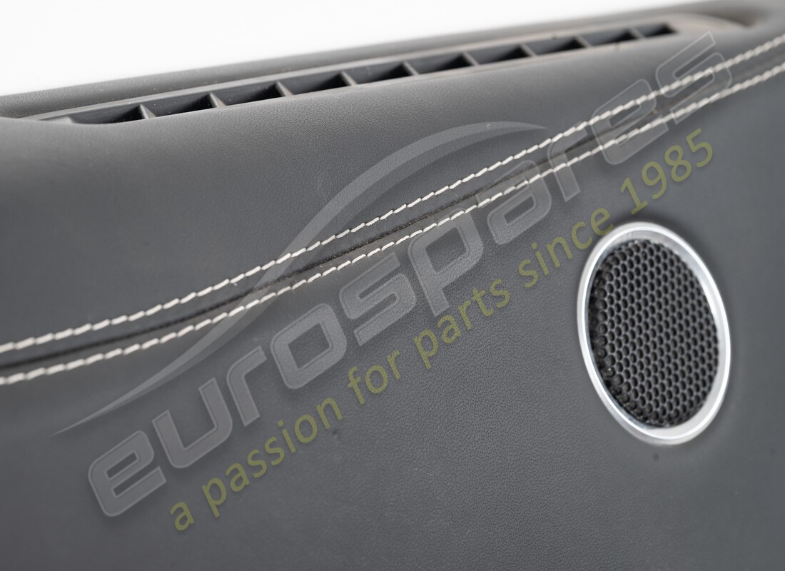 panel de puerta izquierdo ferrari usado. número de parte 84455212 (2)