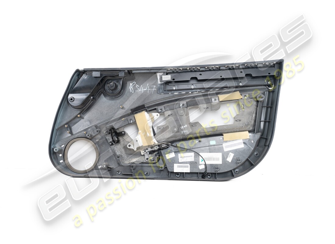 moldura de panel de puerta izquierda completa usada ferrari. número de pieza 82923800 (2)