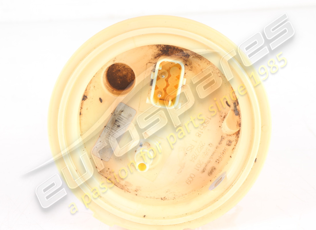 FILTRO DE BOMBA DE COMBUSTIBLE DERECHO FERRARI USADO. NÚMERO DE PARTE 282784 (4) filtro de bomba de combustible derecho ferrari usado. número de parte 282784 (4)