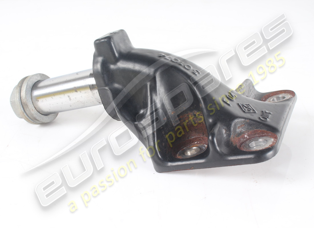 PUNTAL DE CAJA DE CAMBIOS DCT DELANTERA DERECHA FERRARI USADO. NÚMERO DE PARTE 301074 (2) puntal de caja de cambios dct delantera derecha ferrari usado. número de parte 301074 (2)