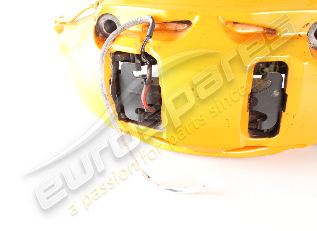 USADA LAMBORGHINI PINZA DE FRENO 21 CERÁMICA 10K. NÚMERO DE PIEZA 4M0615106KM (4) usada lamborghini pinza de freno 21 cerámica 10k. número de pieza 4m0615106km (4)