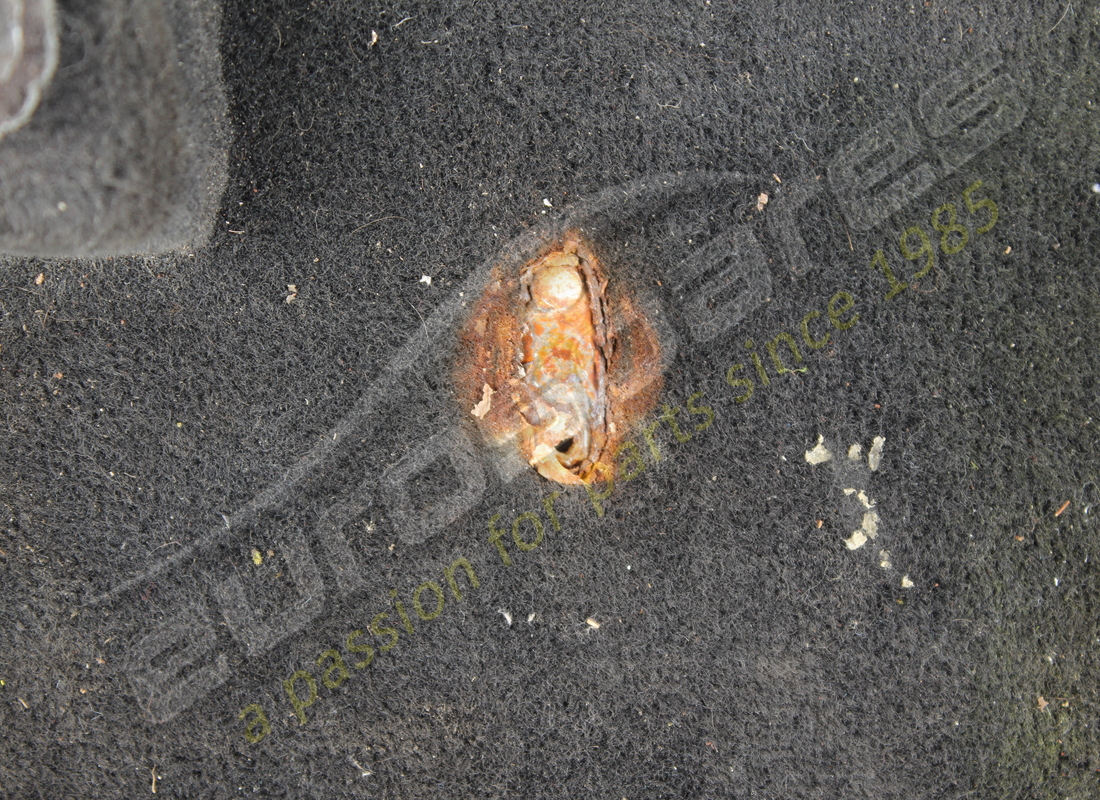 alfombra negra con rhd y rh usada ferrari. número de pieza 65203190 (3)
