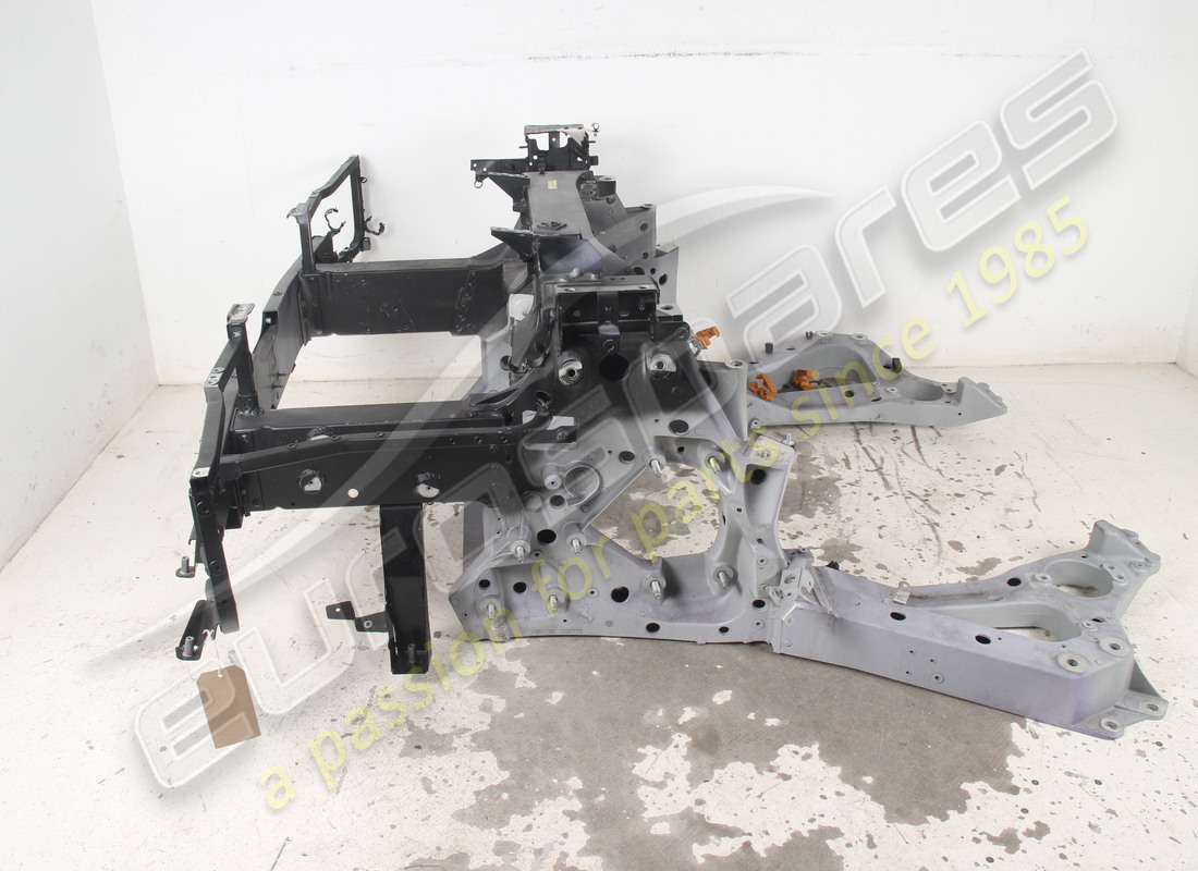 SUBMARCO TRASERO FERRARI USADO. NÚMERO DE PARTE 985966511 (2) submarco trasero ferrari usado. número de parte 985966511 (2)