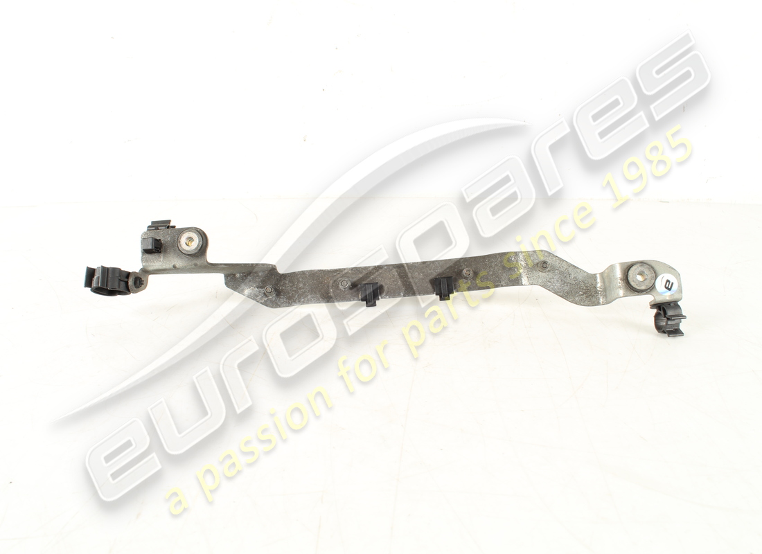 SOPORTE DE VÁLVULA SOLENOIDE FERRARI USADO. NÚMERO DE PARTE 279780 (4) soporte de válvula solenoide ferrari usado. número de parte 279780 (4)