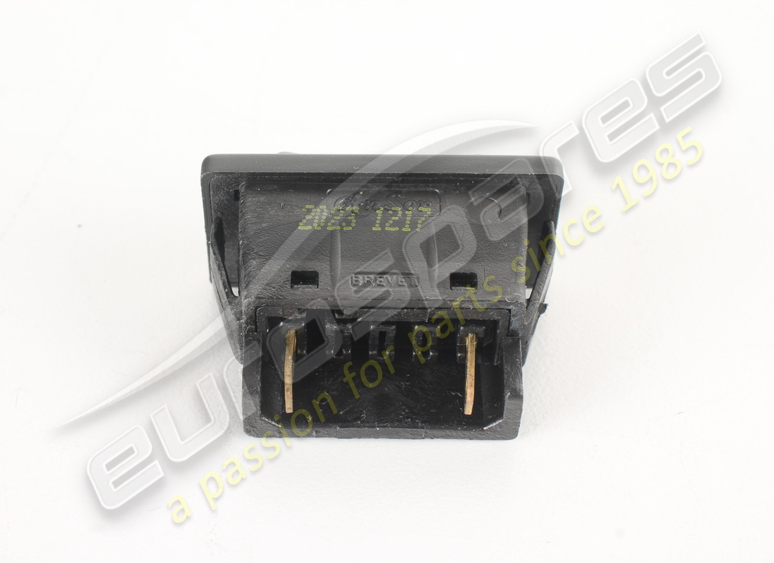 nuevo interruptor falso eurospares. número de pieza 142086 (2)