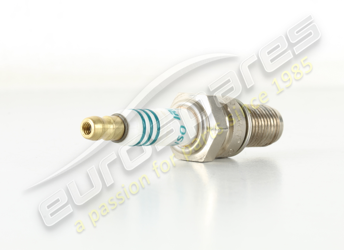 NUEVA BUJÍA DENSO. NÚMERO DE PARTE 0016003036 (2) nueva bujía denso. número de parte 0016003036 (2)