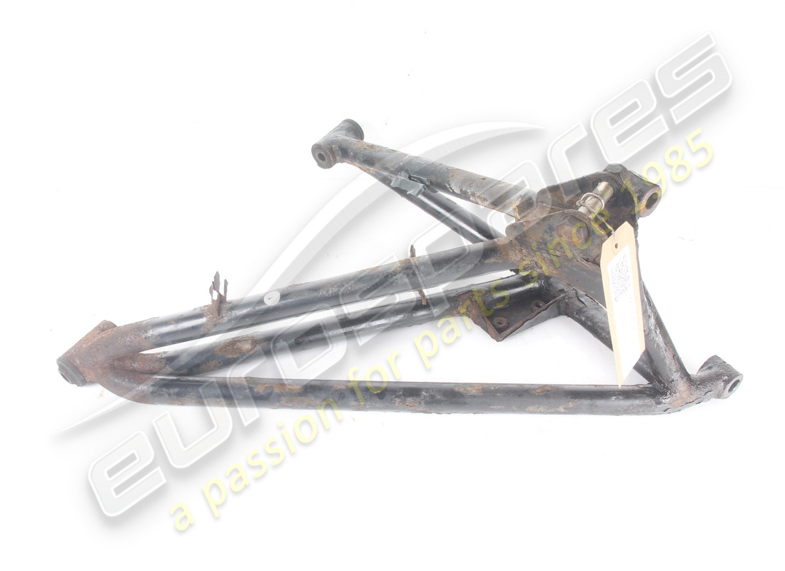 BRAZO DE SUSPENSIÓN TRASERA DERECHO USADO MASERATI. NÚMERO DE PIEZA 377000102 (6) brazo de suspensión trasera derecho usado maserati. número de pieza 377000102 (6)