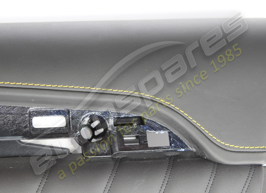 conjunto de panel de puerta delantera derecha usado maserati. número de pieza 670225866 (3)