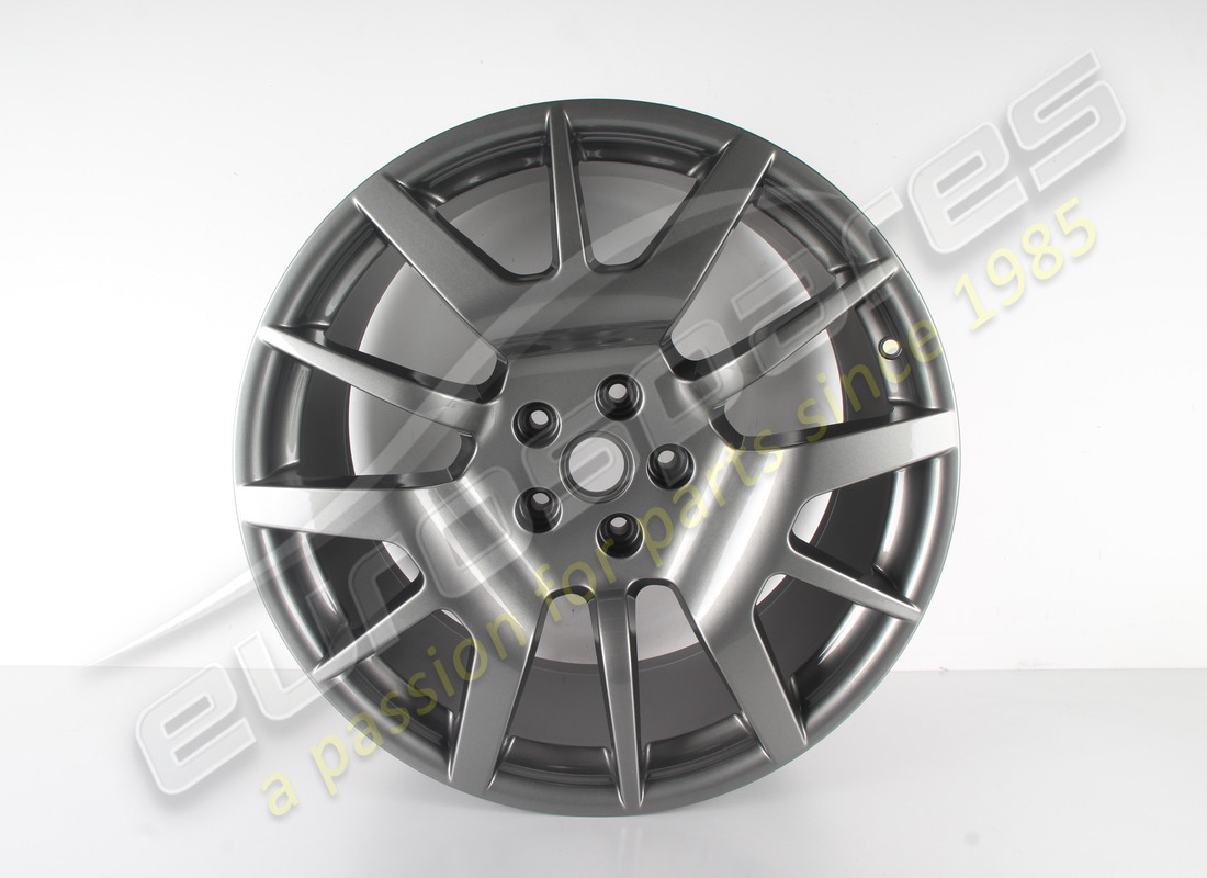 NUEVA RUEDA TRASERA Maserati . NÚMERO DE PARTE 231479 (1)