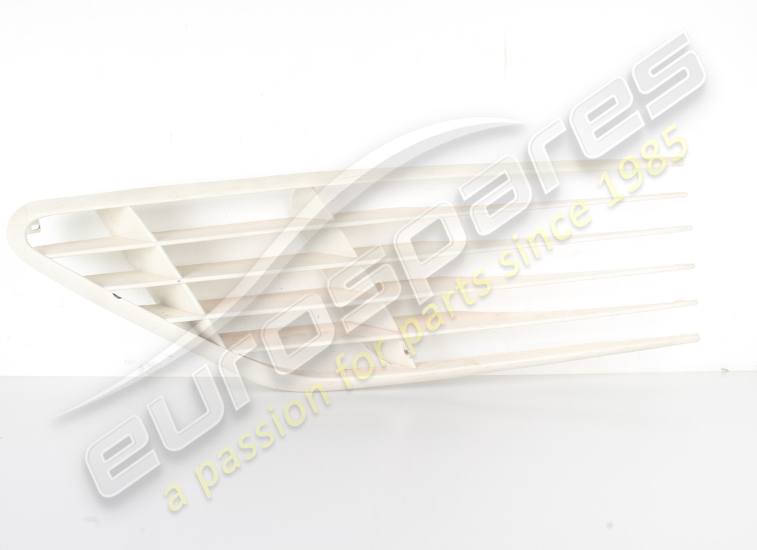 nueva rejilla de admisión lateral derecha ferrari (plástico). número de pieza 60671200 (1)