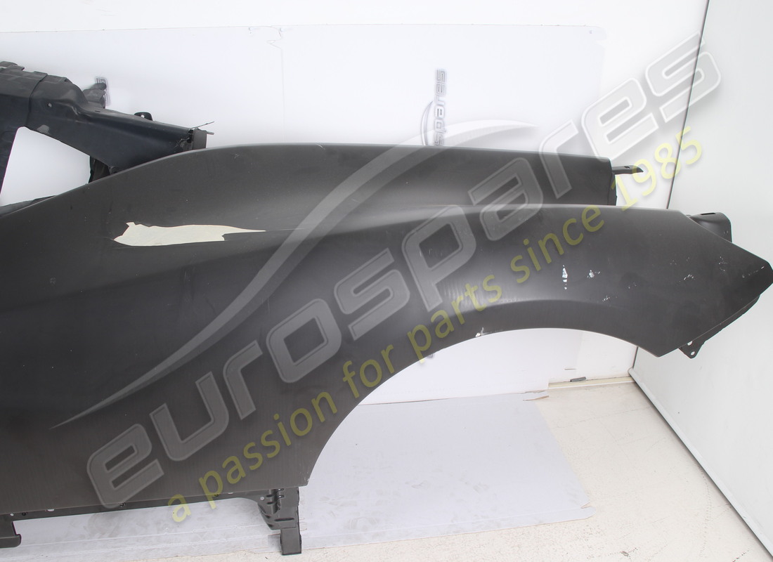 NUEVO (OTRO) FERRARI FLANCO IZQUIERDO. NÚMERO DE PARTE 81288211 (3) nuevo (otro) ferrari flanco izquierdo. número de parte 81288211 (3)