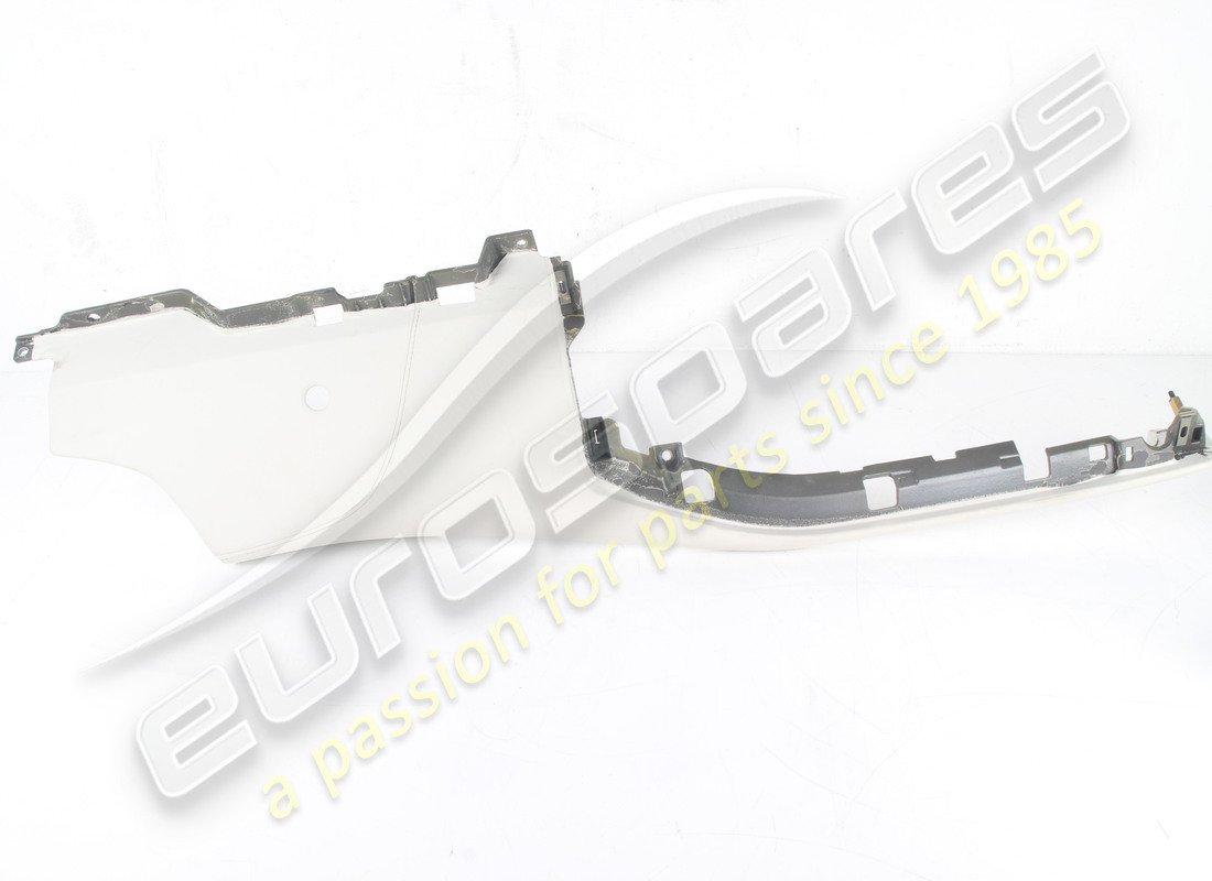 paneles inferiores del tablero usados eurospares en cuero gris claro 4301. los números de pieza 947673 y 947672 son de cuero, no de alcántara. número de pieza eap1723553 (2)