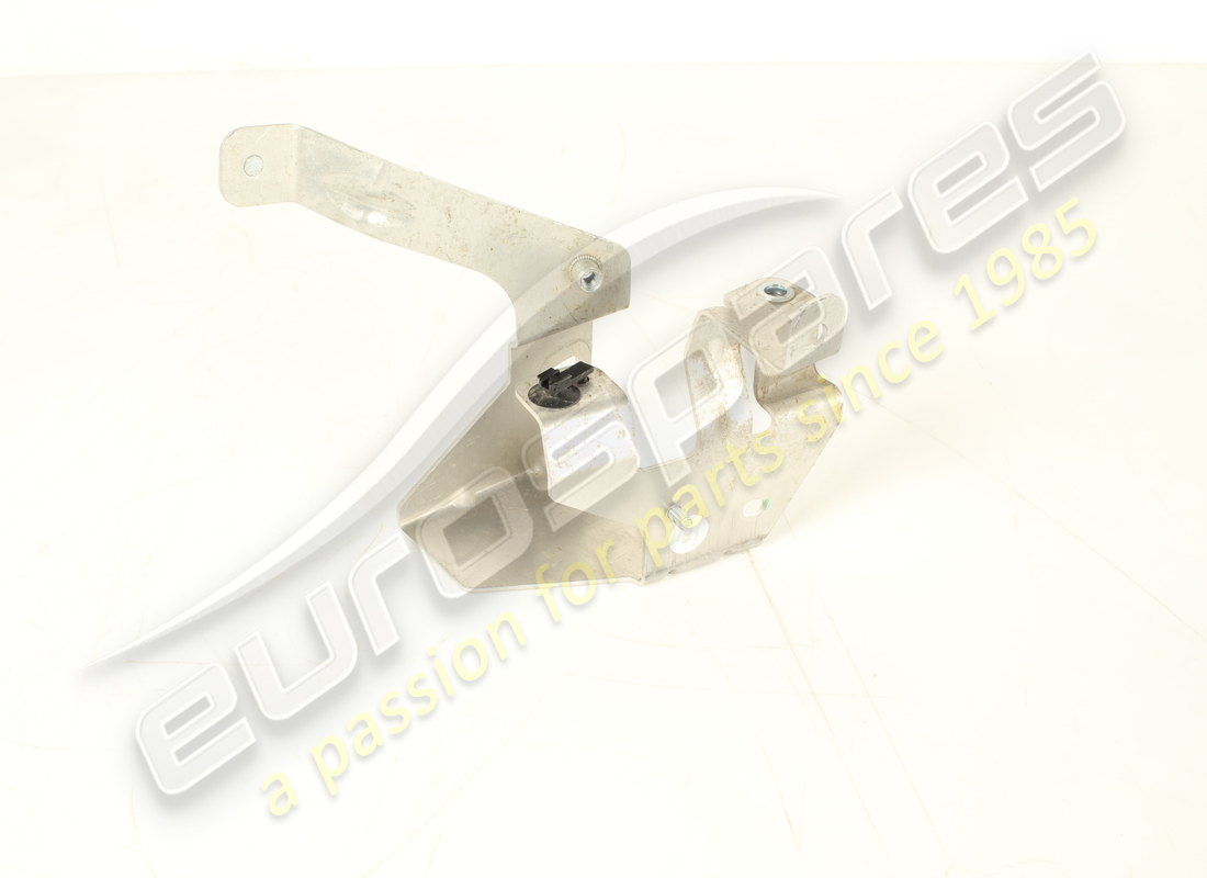 usado ferrari soporte de conector de suspensión trasera izquierda. número de pieza 947580 (2)