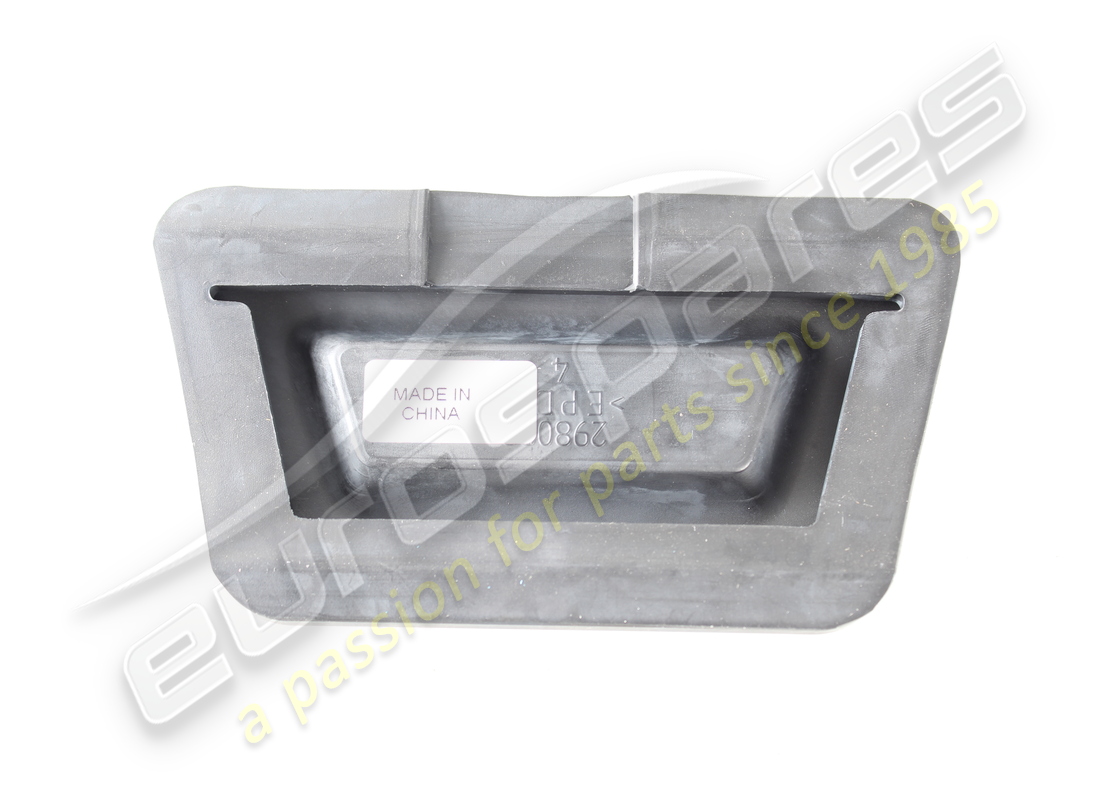 nueva cubierta del pedal de freno maserati. número de parte 673000074 (2)