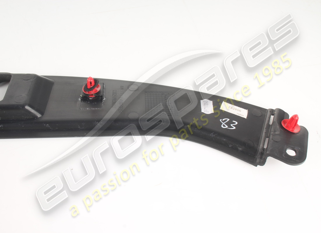 USADO FERRARI COMPLETO. CUBIERTA CENTRAL DELANTERA COSMÉTICA. NÚMERO DE PIEZA 782806 (6) usado ferrari completo. cubierta central delantera cosmética. número de pieza 782806 (6)