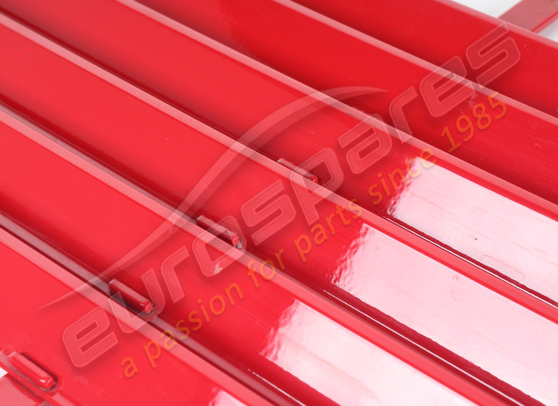 REJILLA DEL CAPÓ FERRARI USADA. NÚMERO DE PARTE 61752510 (2) rejilla del capó ferrari usada. número de parte 61752510 (2)