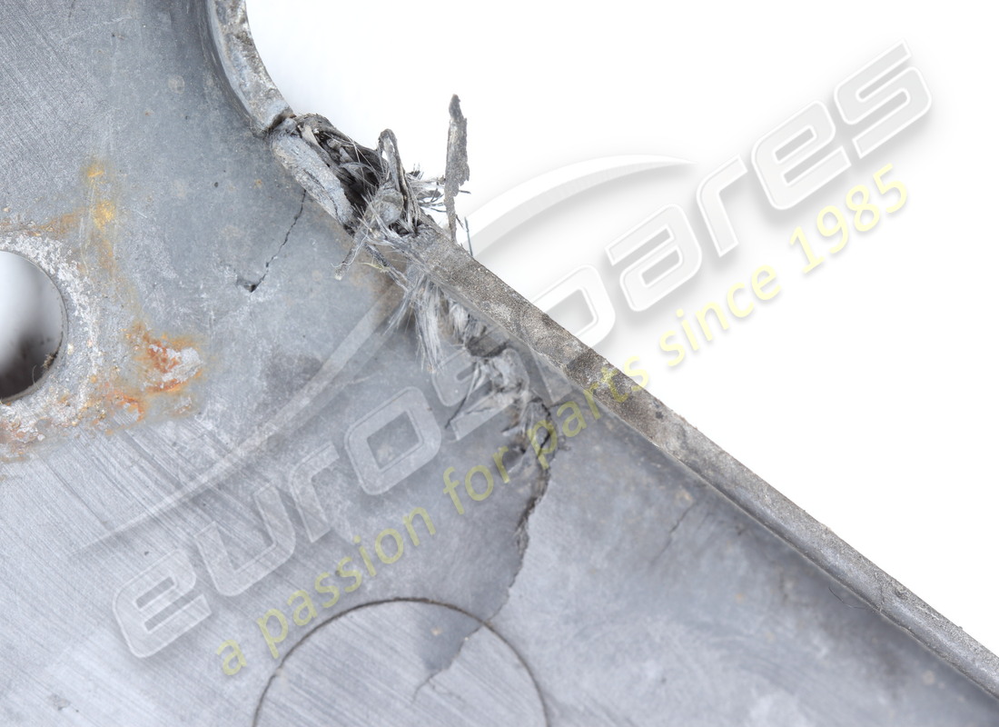 CONEXIÓN USADA FERRARI DESDE LA PARTE PLANA FRONTAL U. NÚMERO DE PIEZA 89378100 (6) conexión usada ferrari desde la parte plana frontal u. número de pieza 89378100 (6)