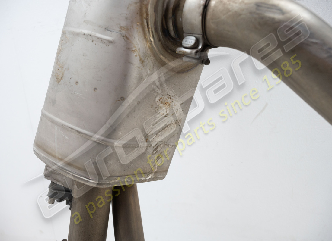 escape deportivo akrapovic usado lamborghini urus. número de pieza 4ml251051a (4)