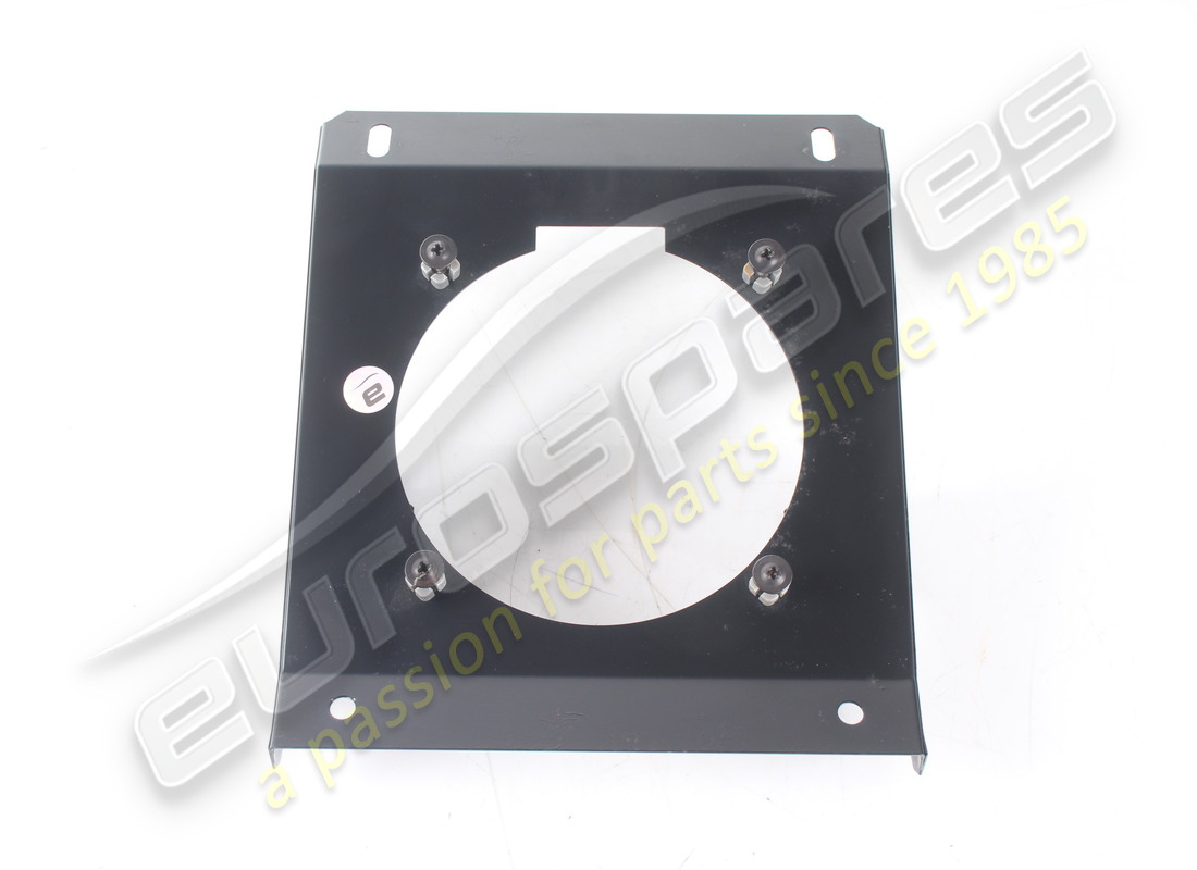 SOPORTE Maserati USADO. NÚMERO DE PARTE 388300288 (1)