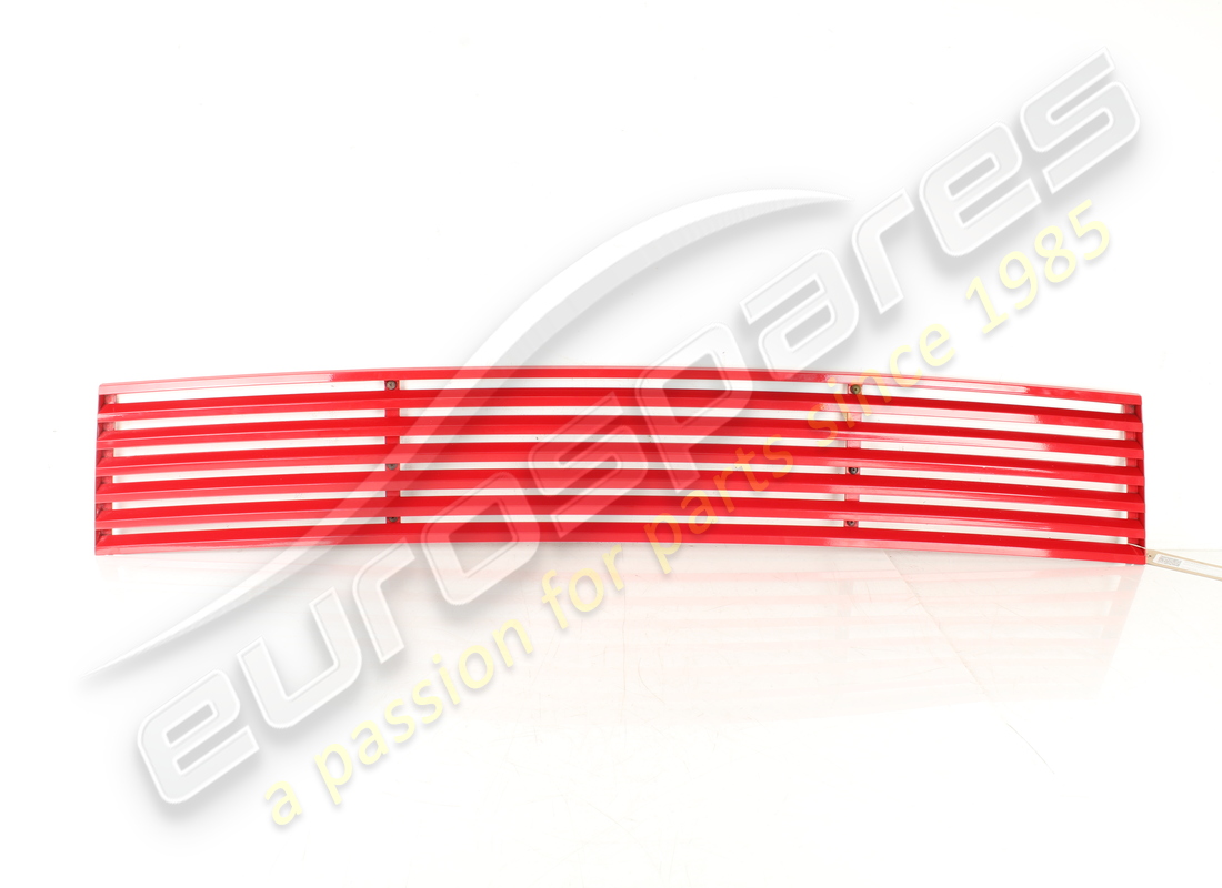 REJILLA DEL CAPÓ Ferrari USADA. NÚMERO DE PARTE 60559600 (1)