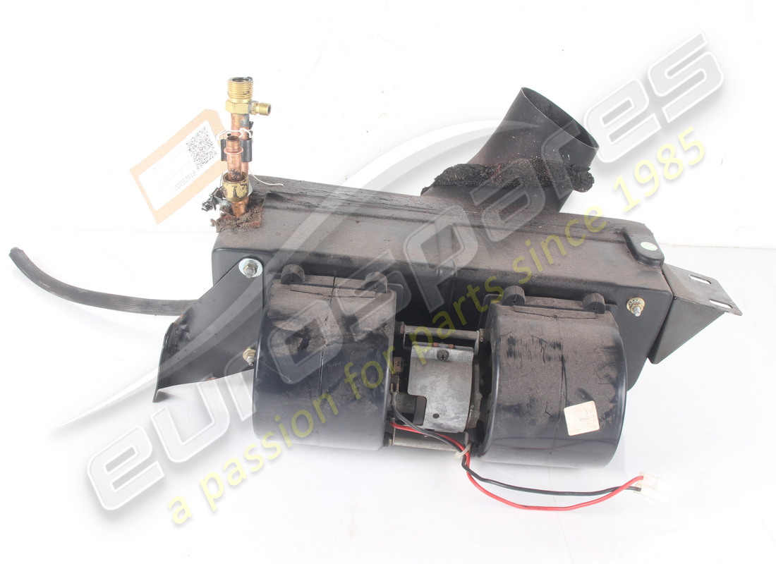 UNIDAD DE EVAPORADOR USADA FERRARI VOLANTE A LA DERECHA NÚMERO DE PIEZA 61929300 (2) unidad de evaporador usada ferrari volante a la derecha número de pieza 61929300 (2)