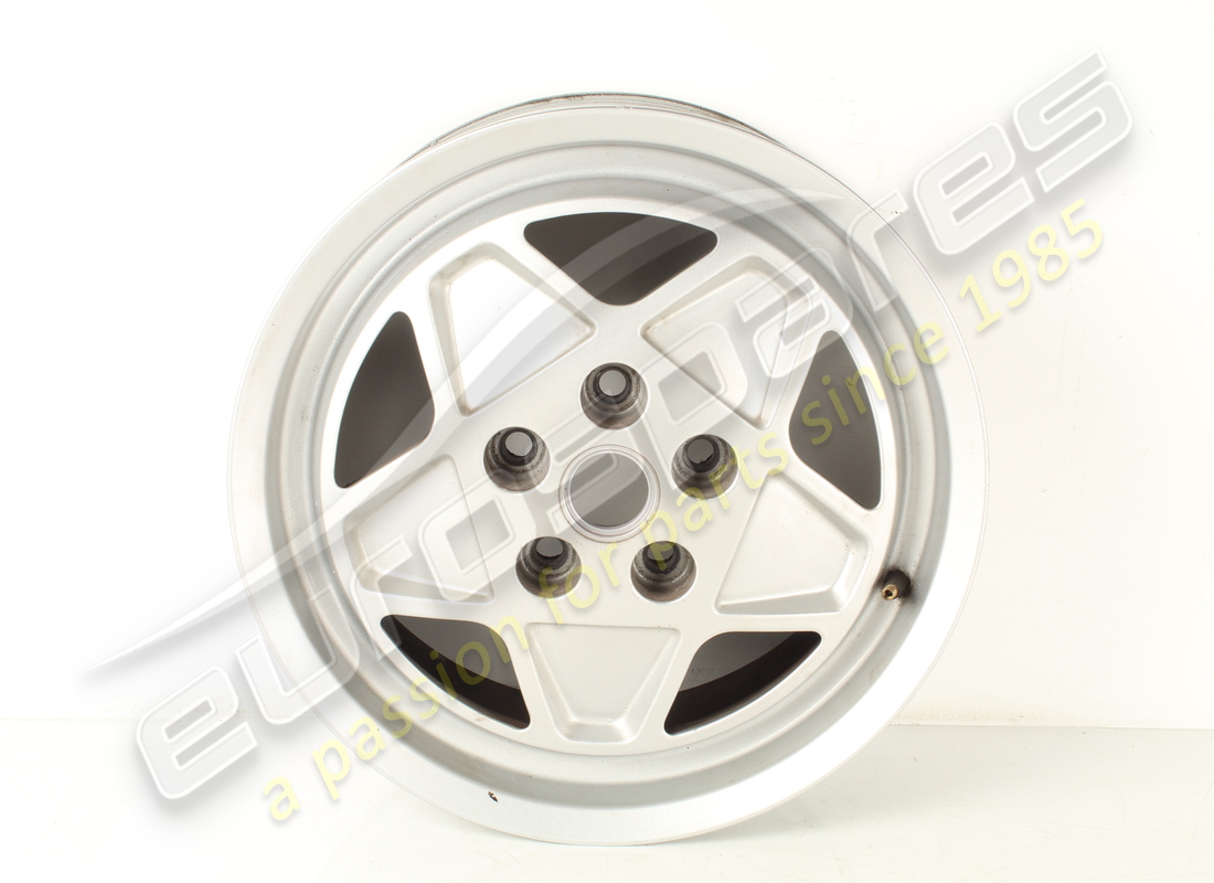 USADA Ferrari RUEDA DE CARRETERA DELANTERA 3.2 MQV . NÚMERO DE PARTE 127465 (1)