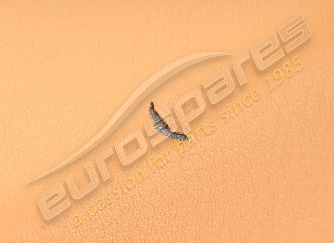 NUEVA (OTRA) MASERATI CONSOLA CENTRAL TRASERA - CUERO COLOR BRONCEADO. NÚMERO DE PIEZA 68489708 (7) nueva (otra) maserati consola central trasera - cuero color bronceado. número de pieza 68489708 (7)