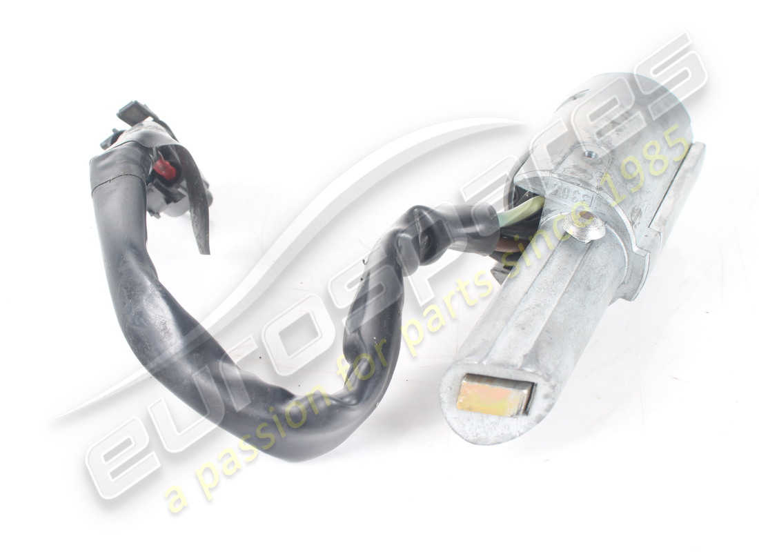 CUERPO DE BLOQUEO DE DIRECCIÓN USADO MASERATI. NÚMERO DE PIEZA 373400001 (9) cuerpo de bloqueo de dirección usado maserati. número de pieza 373400001 (9)