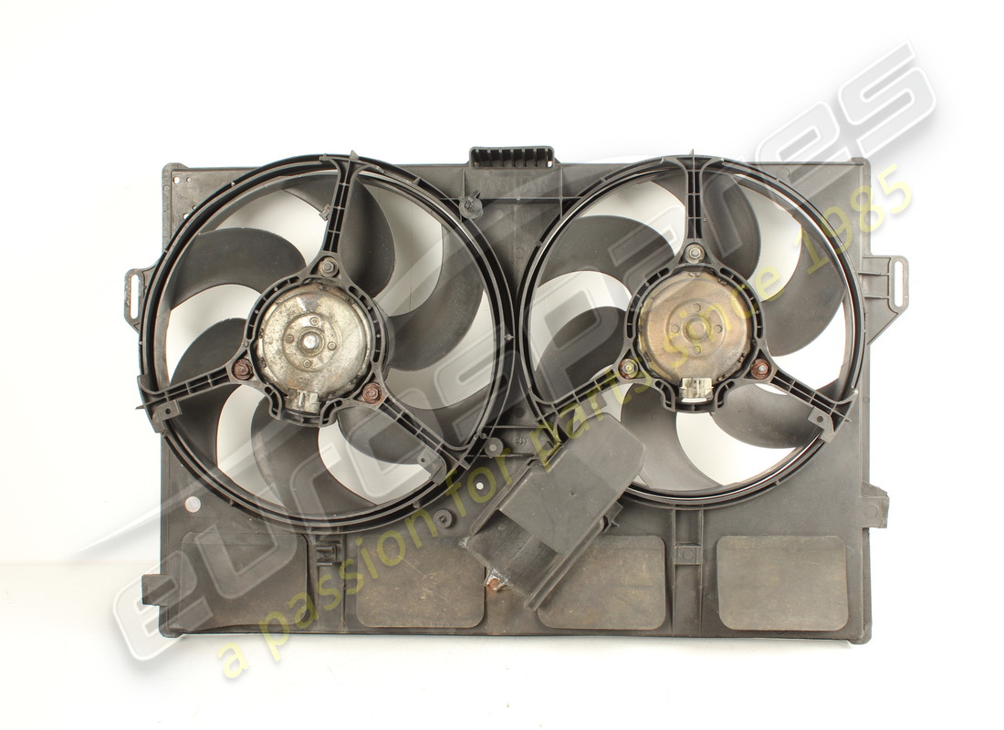 CONJUNTO DE VENTILADOR Y MOTOR Aston Martin USADO, RADIADOR. NÚMERO DE PARTE 4G438C607AA (1)