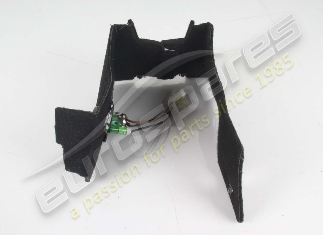 USADO FERRARI MOLDURA DE TÚNEL DELANTERO INFERIOR COMPLETA. NÚMERO DE PIEZA 817413 (3) usado ferrari moldura de túnel delantero inferior completa. número de pieza 817413 (3)