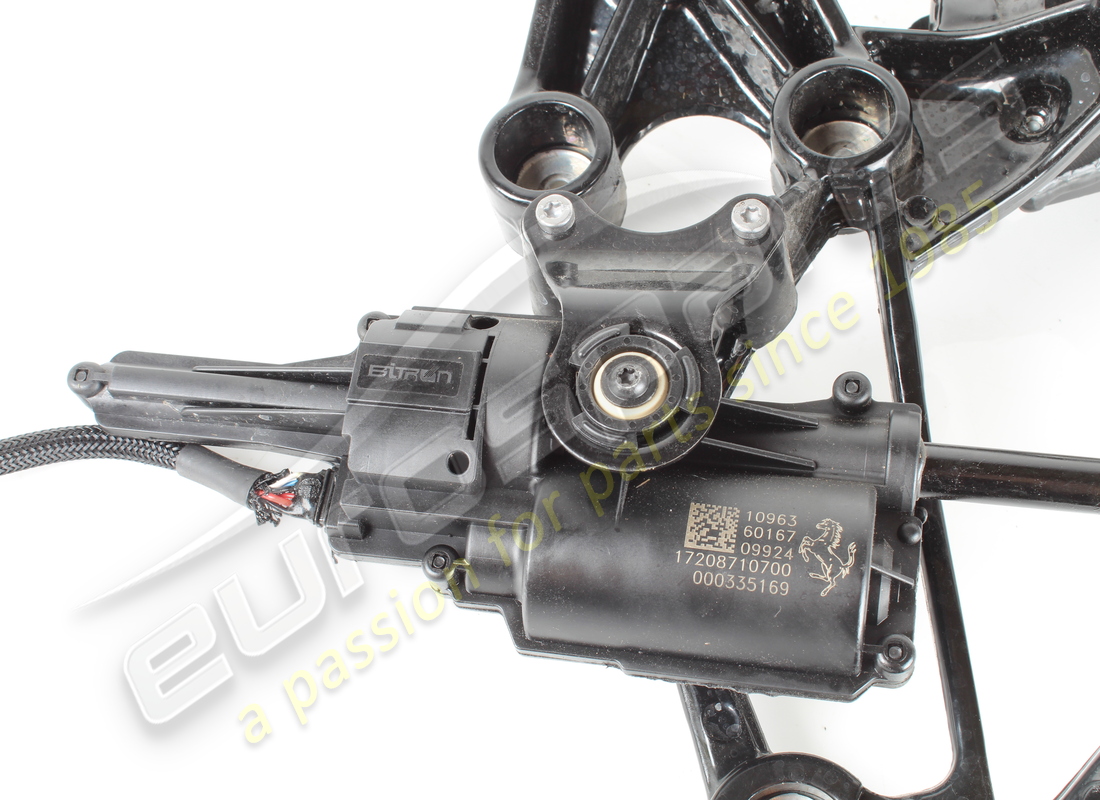 USADO FERRARI F171 - CINEMATISMO COMPLETO ALA D. NÚMERO DE PIEZA 793804 (5) usado ferrari f171 - cinematismo completo ala d. número de pieza 793804 (5)