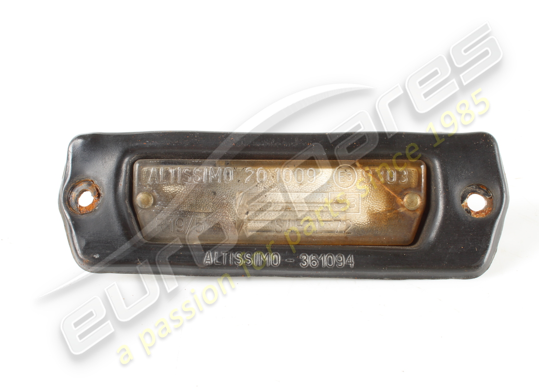 LUZ DE MATRÍCULA USADA Ferrari. NÚMERO DE PIEZA 186180 (1)